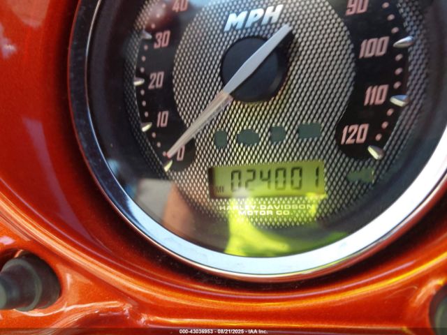 Harley-Davidson Flhxse3 Cvo Street Glide Image 11