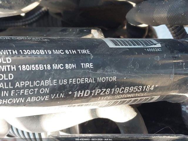 Harley-Davidson Flhxse3 Cvo Street Glide Image 8