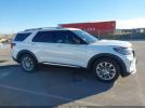 Ford Explorer Platinum Image 11