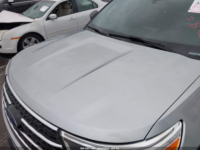 Ford Explorer Xlt Image 11