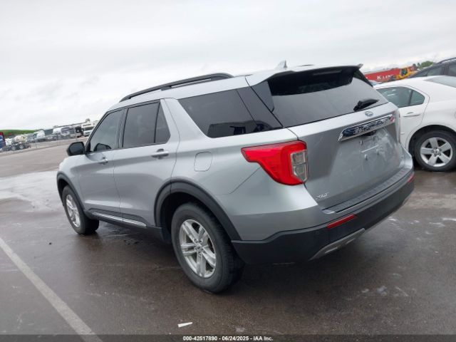 Ford Explorer Xlt Image 16