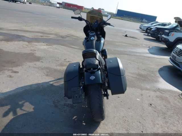 Harley-Davidson Fxdb Dyna Street Bob Image 4