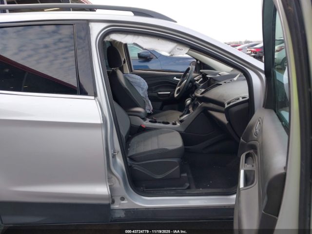 Ford Escape Se Image 2