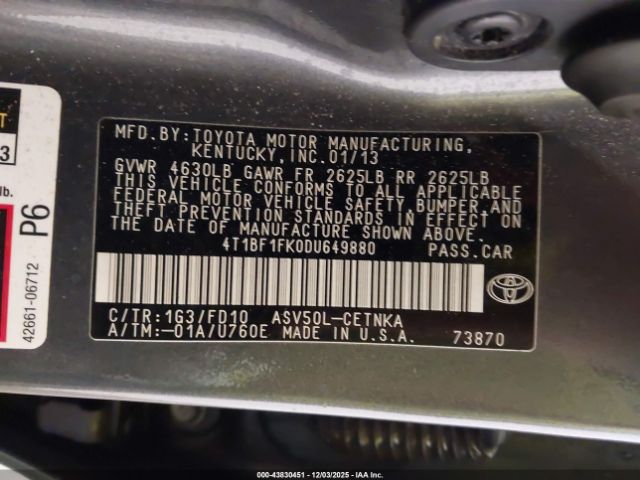 Toyota Camry Le Image 9