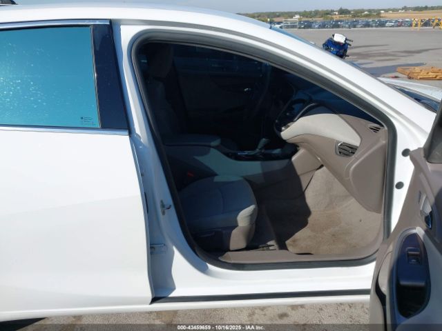 Chevrolet Malibu 1ls Image 3