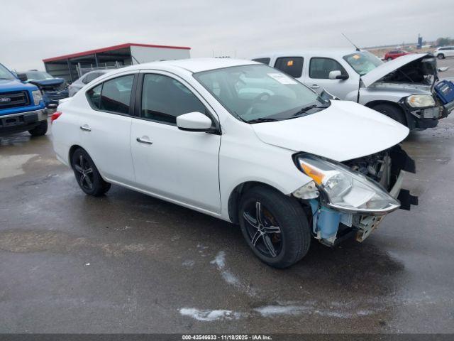  Salvage Nissan Versa