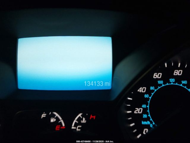 Ford Escape Titanium Image 11