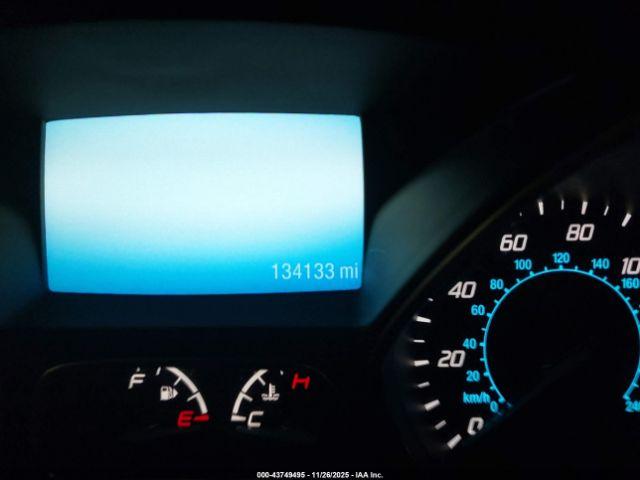 Ford Escape Titanium Image 7