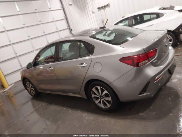 Kia Rio S Image 12