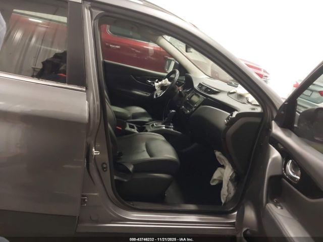 Nissan Rogue Sl Awd Xtronic Cvt Image 6