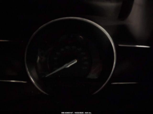 Ford Explorer Xlt Image 12