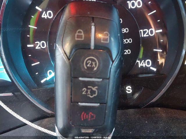 Ford Explorer Xlt Image 13