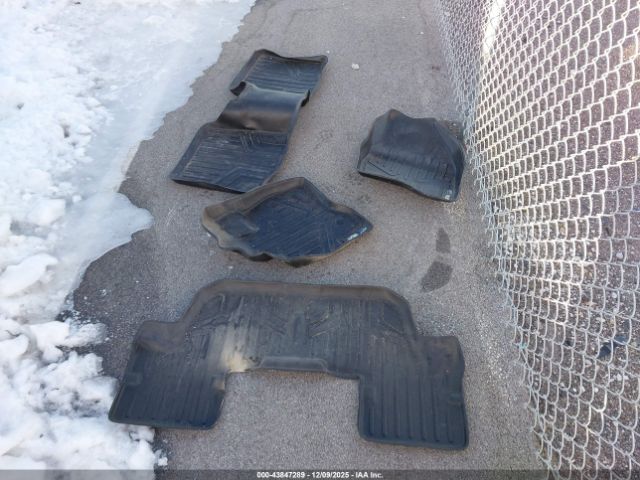 Ford Explorer Xlt Image 5