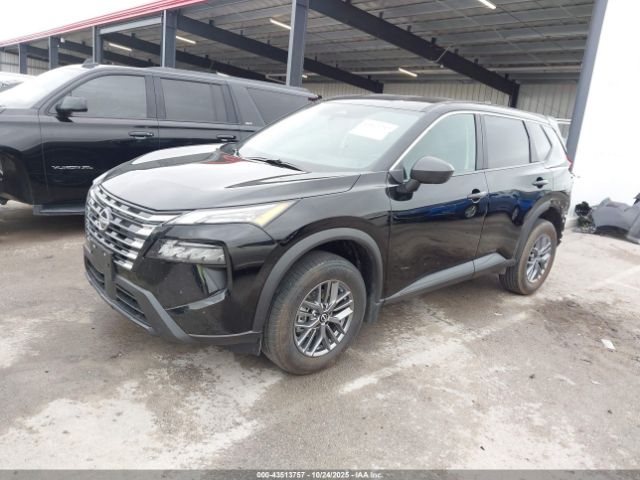 Nissan Rogue S Intelligent Awd Image 3