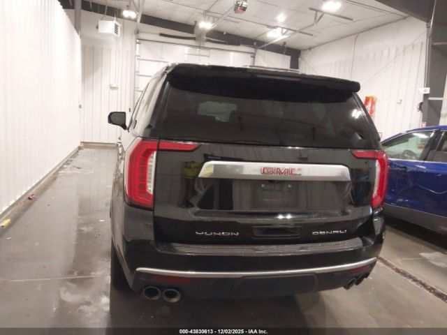 GMC Yukon 4wd Denali Image 17