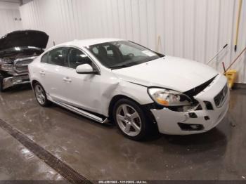  Salvage Volvo S60