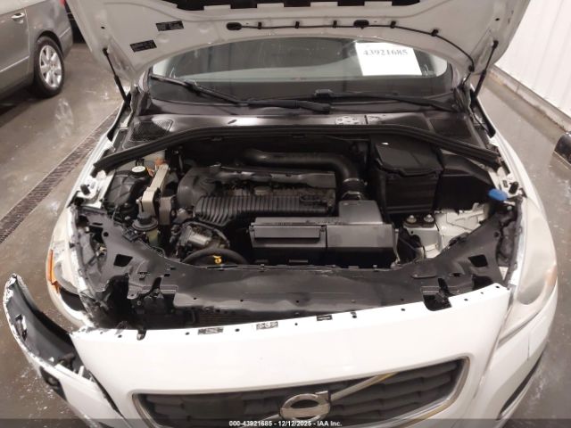 Volvo S60 T5 Image 9