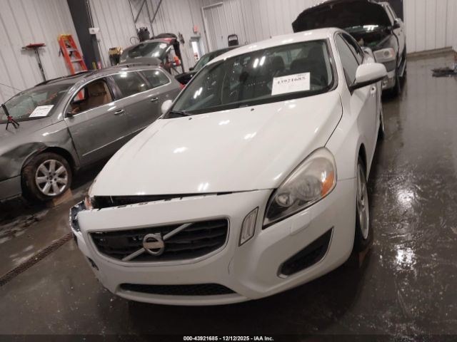 Volvo S60 T5 Image 12