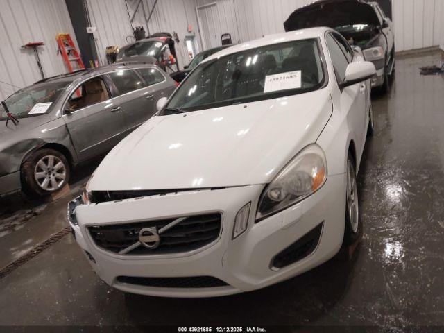 Volvo S60 T5 Image 12