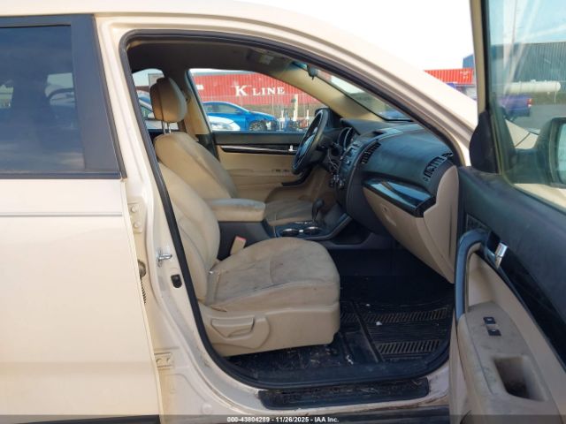 Kia Sorento Lx Image 13