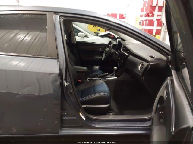 Toyota Corolla Se Image 6