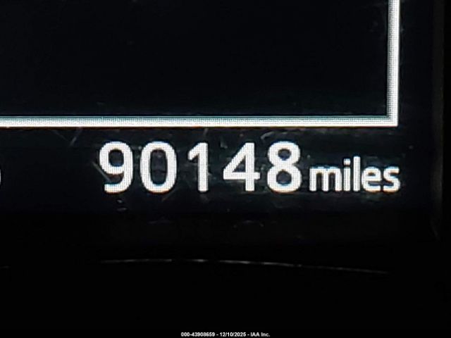 Toyota Corolla Se Image 12