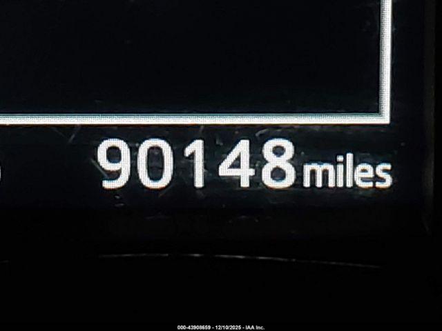 Toyota Corolla Se Image 12