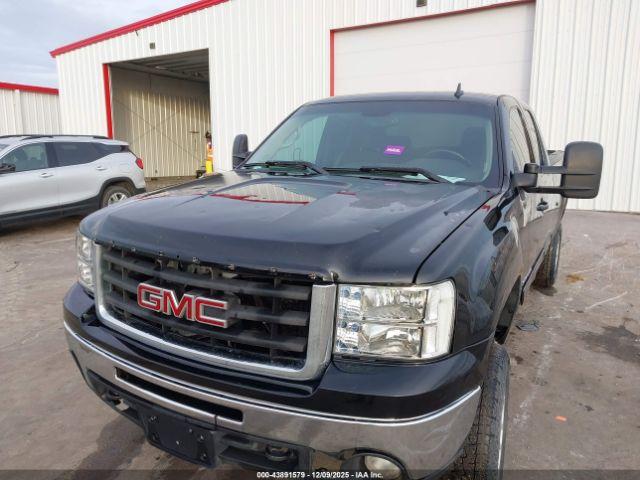 GMC Sierra 1500 Sle Image 2