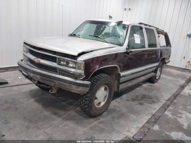 Chevrolet Suburban K1500 Image 9