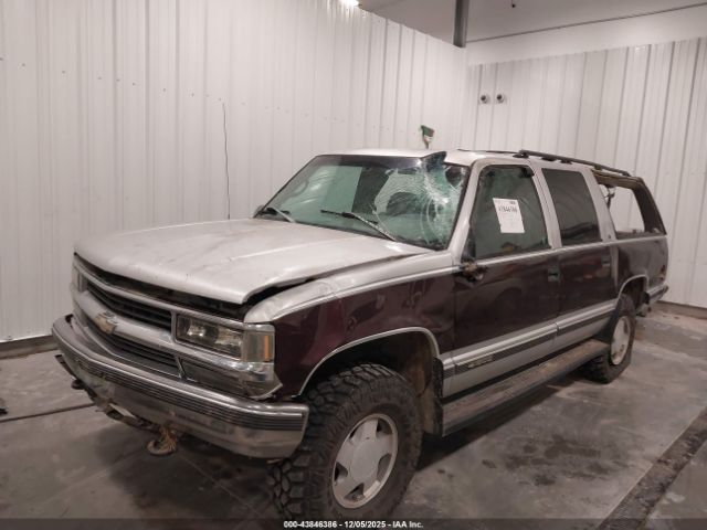 Chevrolet Suburban K1500 Image 6