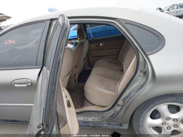 Ford Taurus Se Image 3