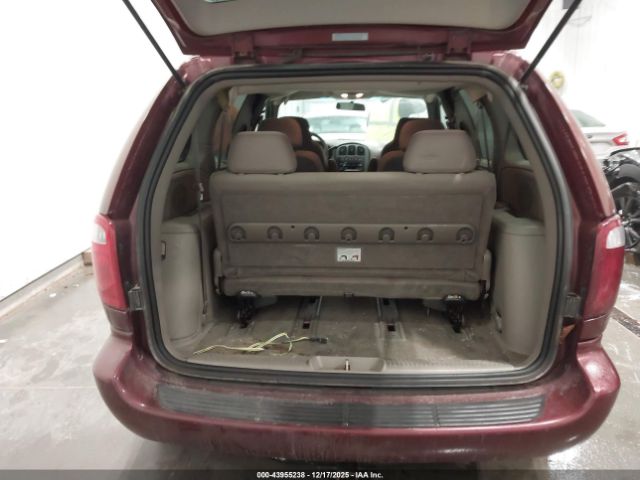 Dodge Caravan Se Image 16