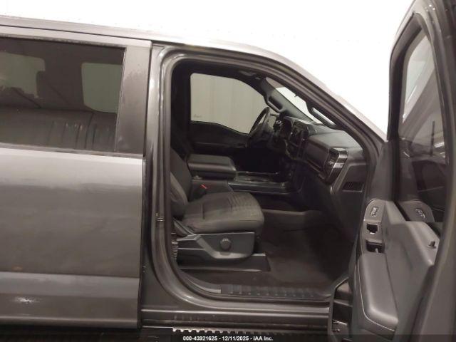 Ford F-150 Xl Image 10