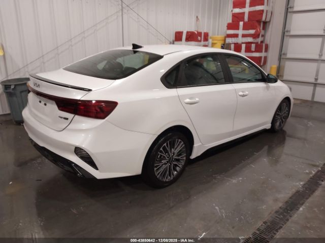 Kia Forte Gt-line Image 11