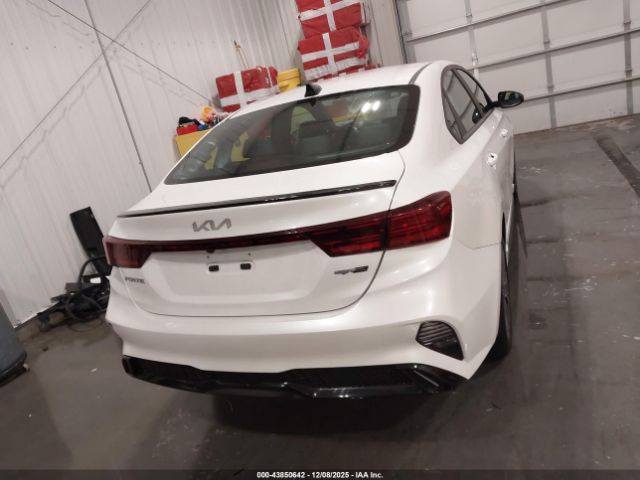 Kia Forte Gt-line Image 16