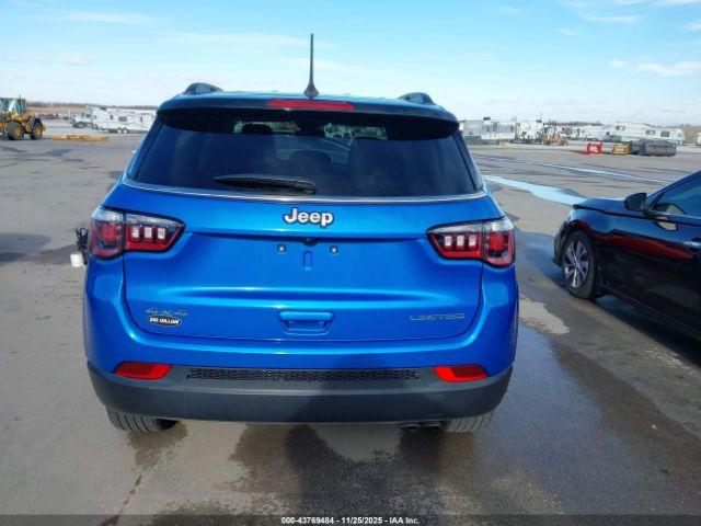 Jeep Compass Limited 4x4 Image 6