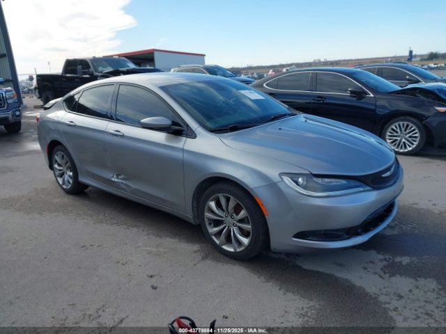 Chrysler 200 S Image 1