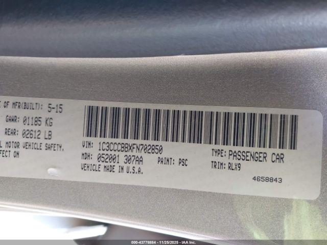 Chrysler 200 S Image 11