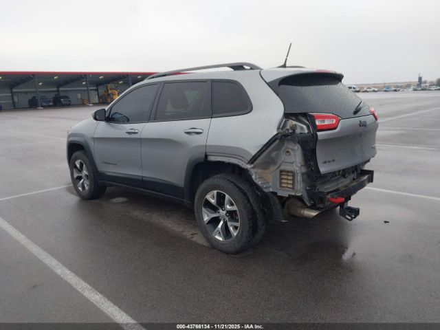 Jeep Cherokee Trailhawk Image 4