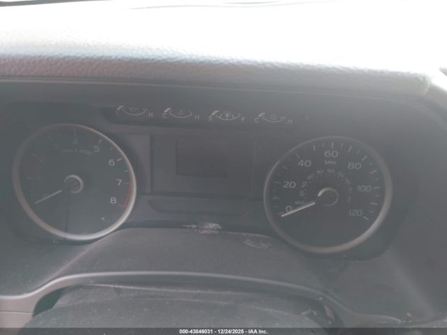 Ford F-150 Xlt Image 12