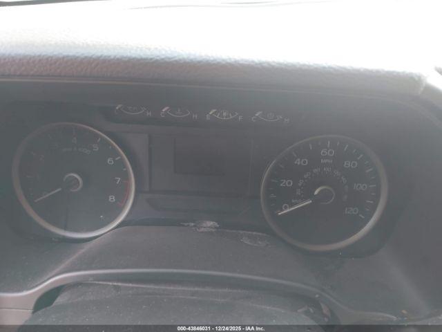 Ford F-150 Xlt Image 12