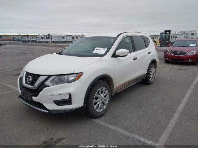 Nissan Rogue S Image 13
