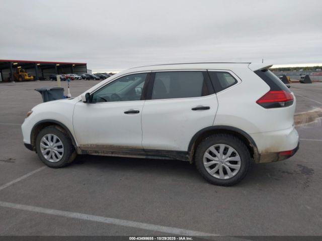 Nissan Rogue S Image 16