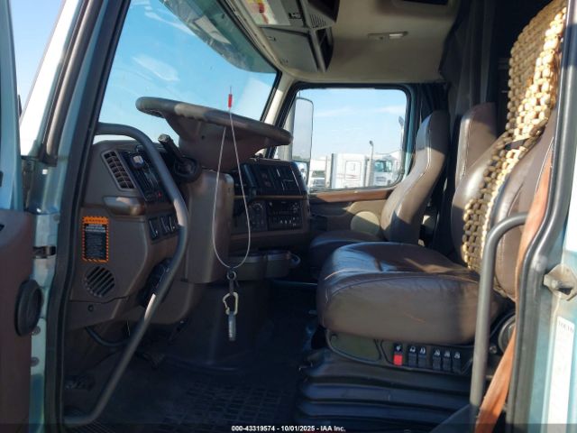 Volvo Vnl Image 7
