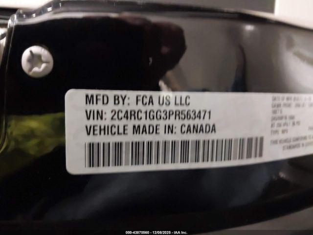 Chrysler Pacifica Limited Image 14