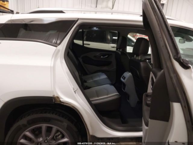 GMC Terrain Awd Slt Image 4