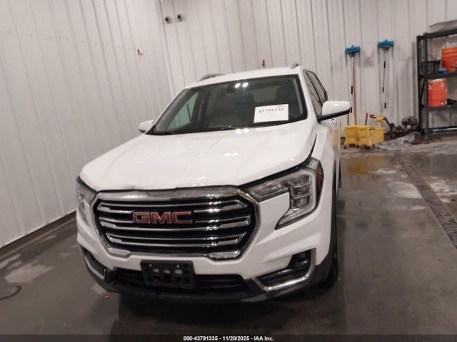 GMC Terrain Awd Slt Image 11