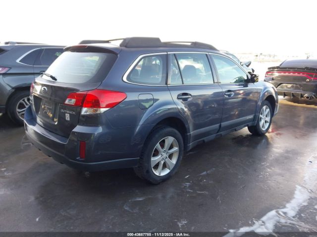 Subaru Outback 2.5i Image 3