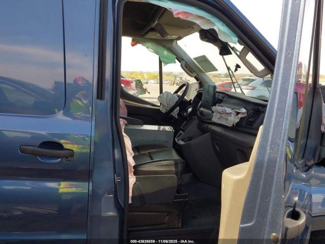 Ford Transit Image 6