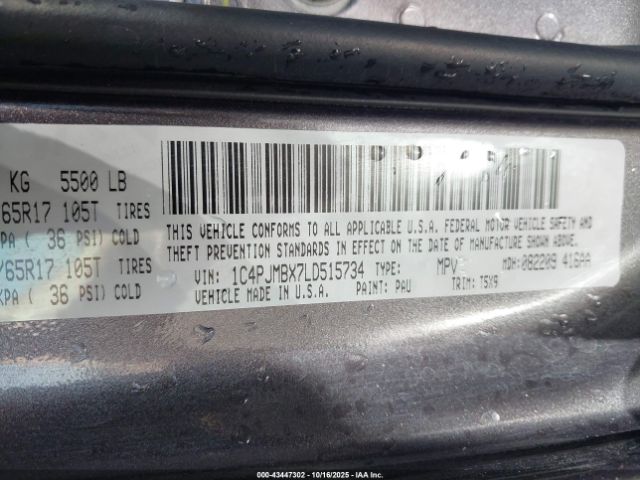 Jeep Cherokee Trailhawk 4x4 Image 14